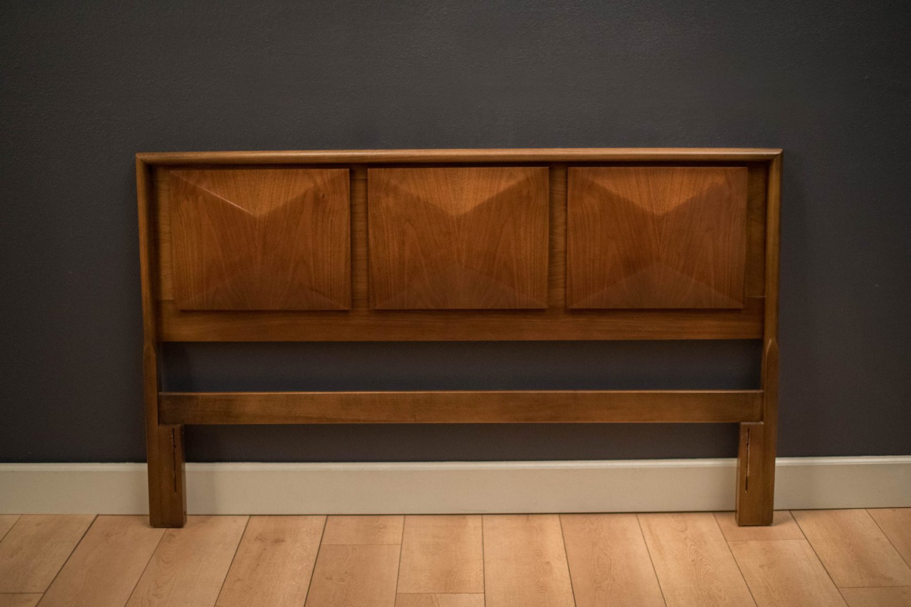 Mid Century United Queen Headboard and Footboard Mid Century Maddist